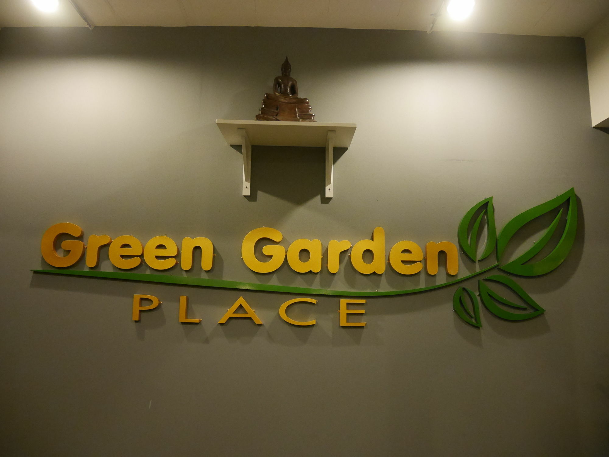 Green Garden Place 우돈타니 외부 사진